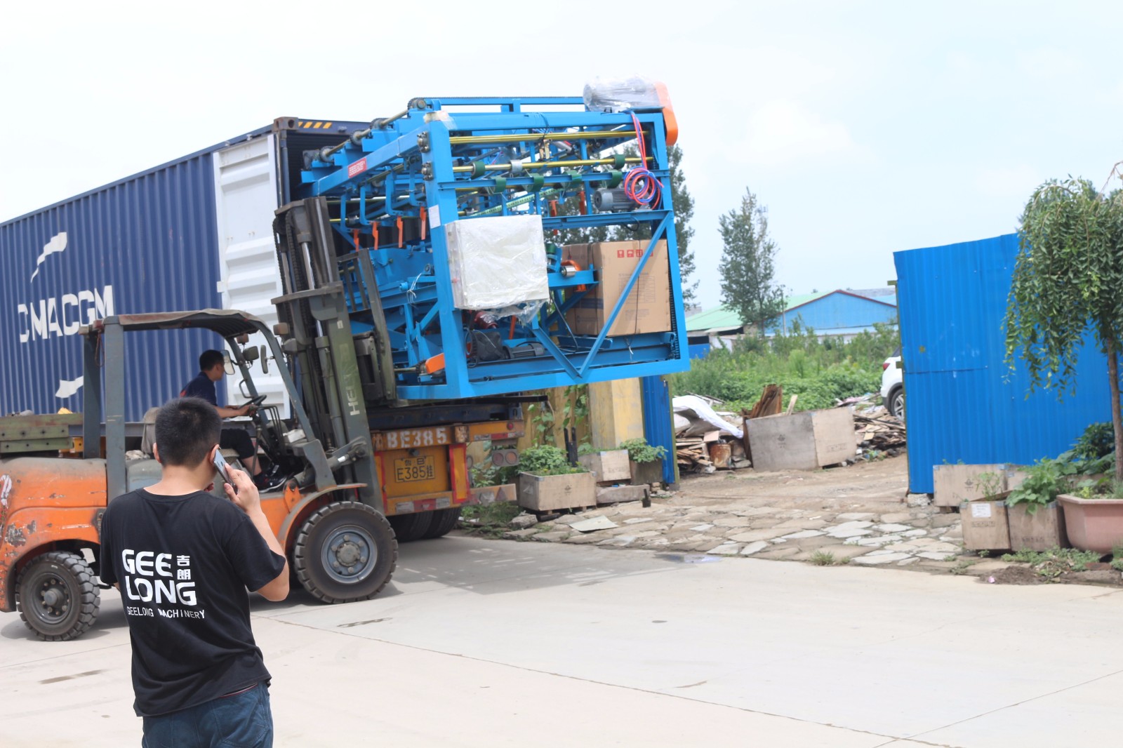 Machine de compositeur de placage de base / machine de construction de placage envoyée au client en Inde aujourd'hui